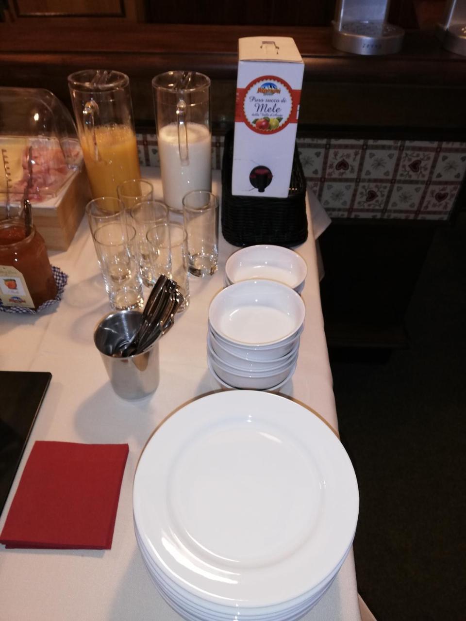 Hotel Meuble Meridiana Valtournenche Luaran gambar