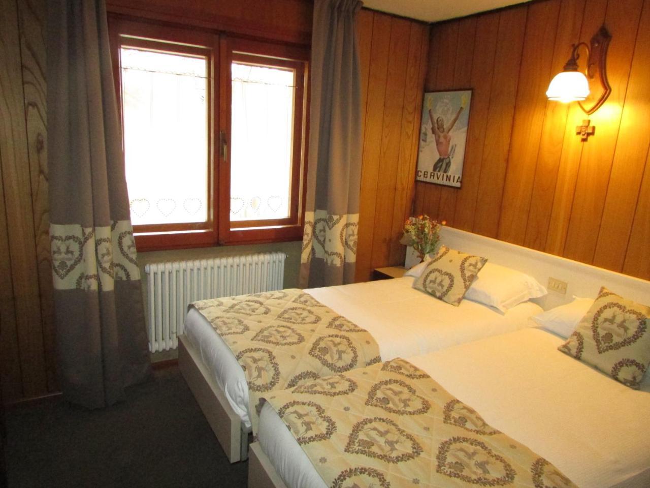 Hotel Meuble Meridiana Valtournenche Luaran gambar