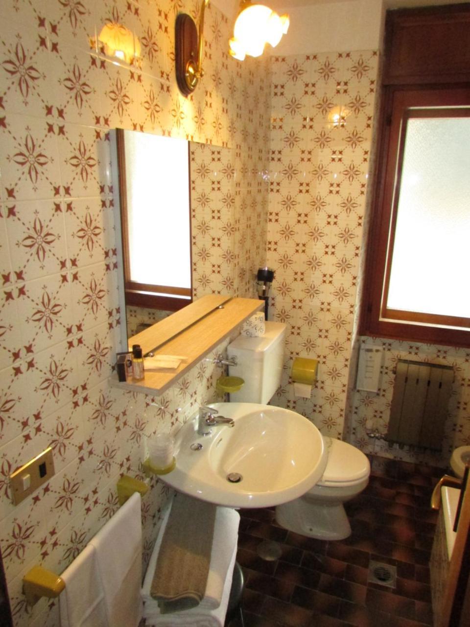 Hotel Meuble Meridiana Valtournenche Luaran gambar