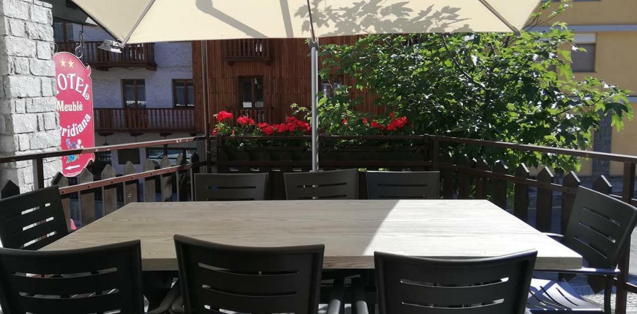 Hotel Meuble Meridiana Valtournenche Luaran gambar